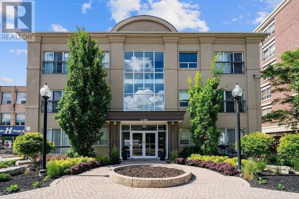204 - 4198 DUNDAS STREET W, Toronto, Ontario
