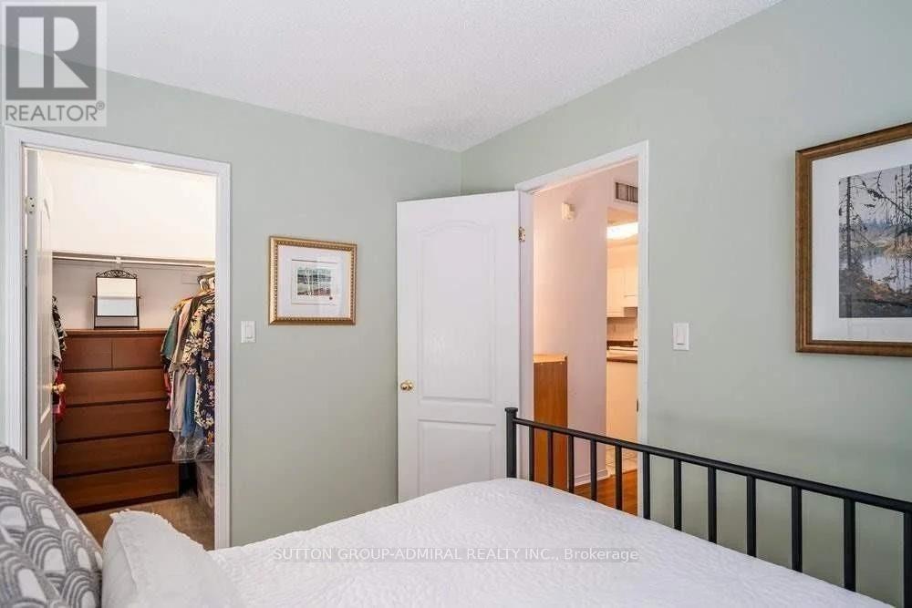 204 - 4198 Dundas Street W, Toronto, Ontario  M8X 1Y6 - Photo 13 - W12577894