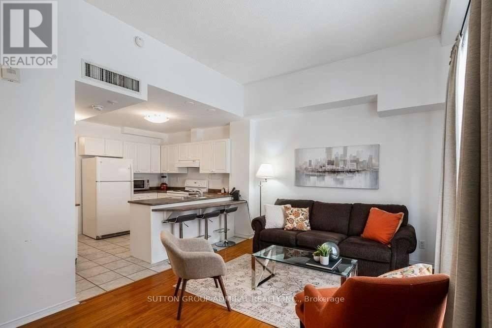 204 - 4198 Dundas Street W, Toronto, Ontario  M8X 1Y6 - Photo 5 - W12577894