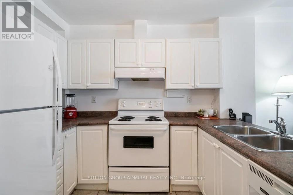 204 - 4198 Dundas Street W, Toronto, Ontario  M8X 1Y6 - Photo 9 - W12577894