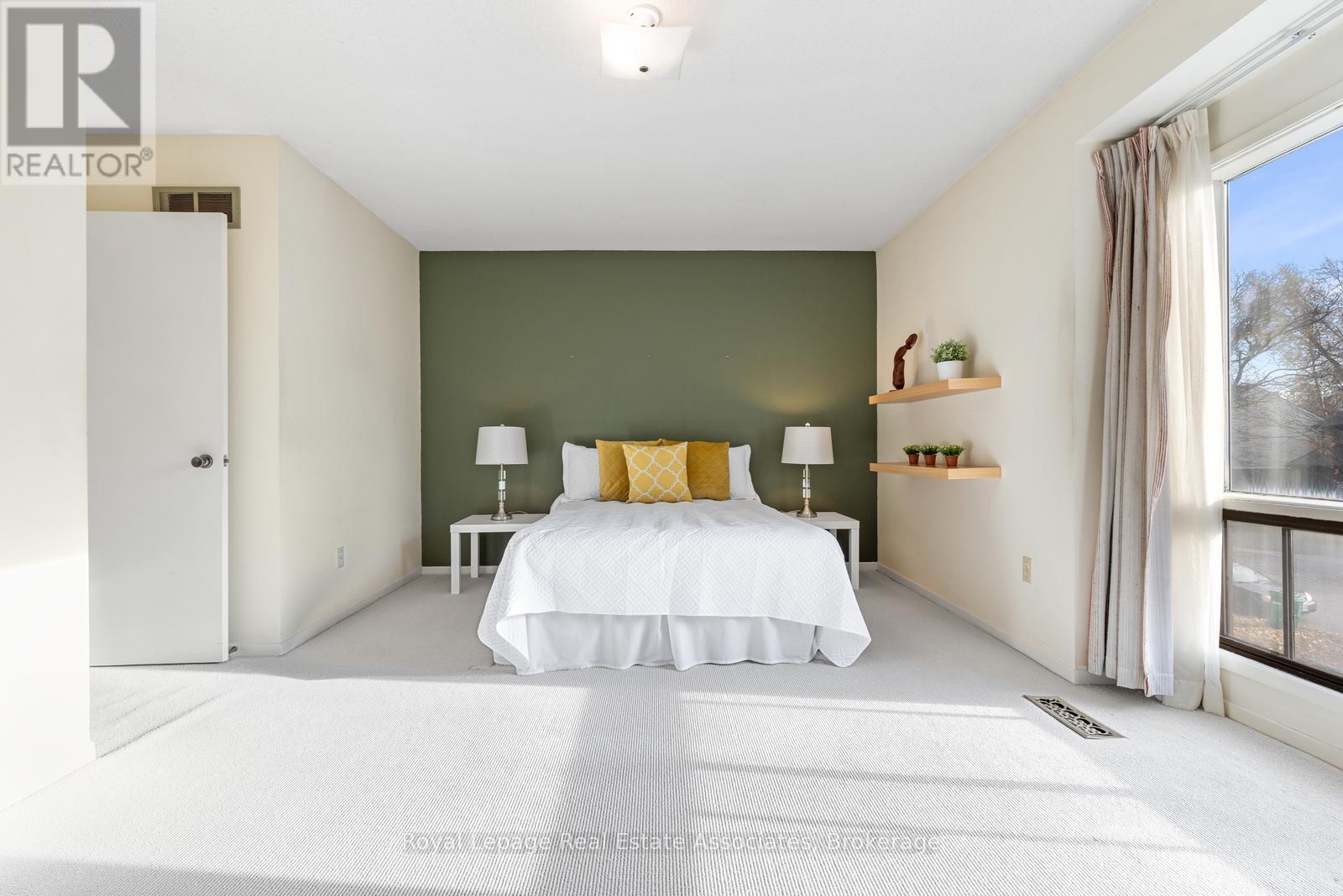 4097 Pheasant Run, Mississauga, Ontario  L5L 2C2 - Photo 19 - W12577898