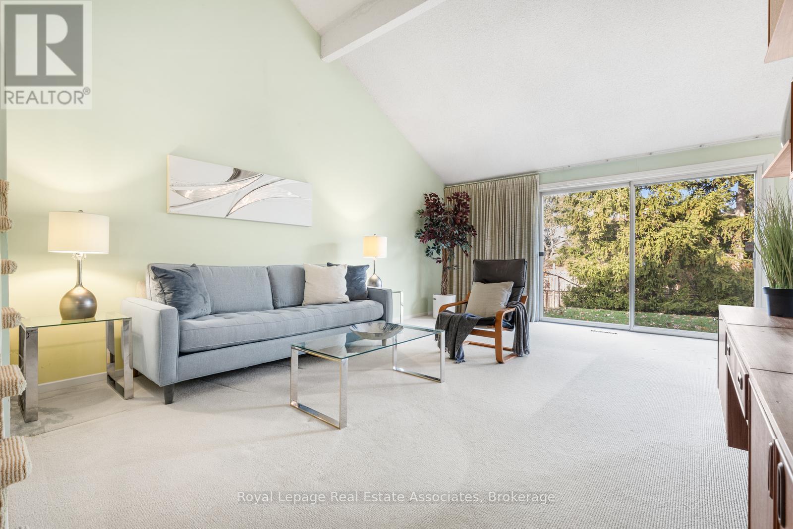 4097 Pheasant Run, Mississauga, Ontario  L5L 2C2 - Photo 2 - W12577898