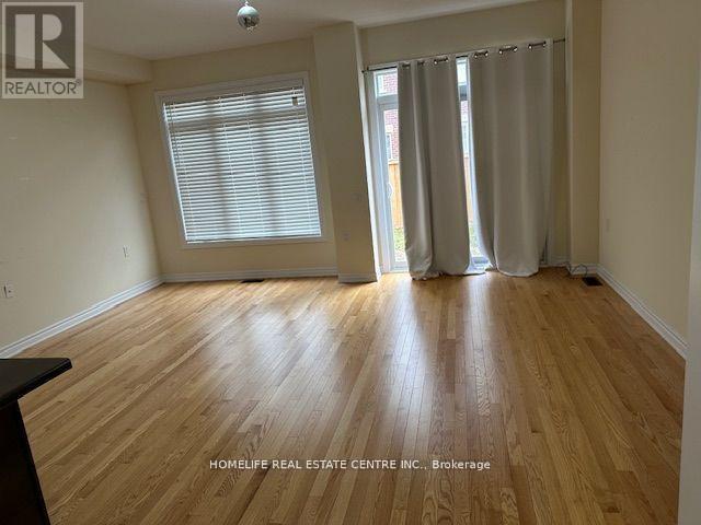 106 Royal Fern Crescent, Caledon, Ontario  L7C 2E9 - Photo 3 - W12577900