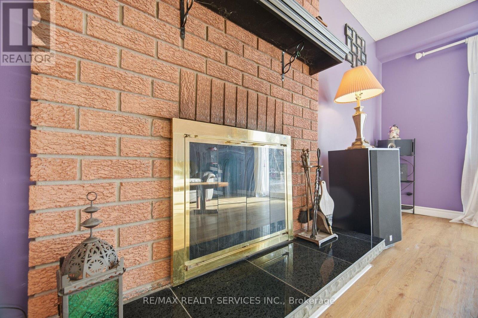 18 Myna Court, Brampton, Ontario  L6S 4H8 - Photo 32 - W12577912