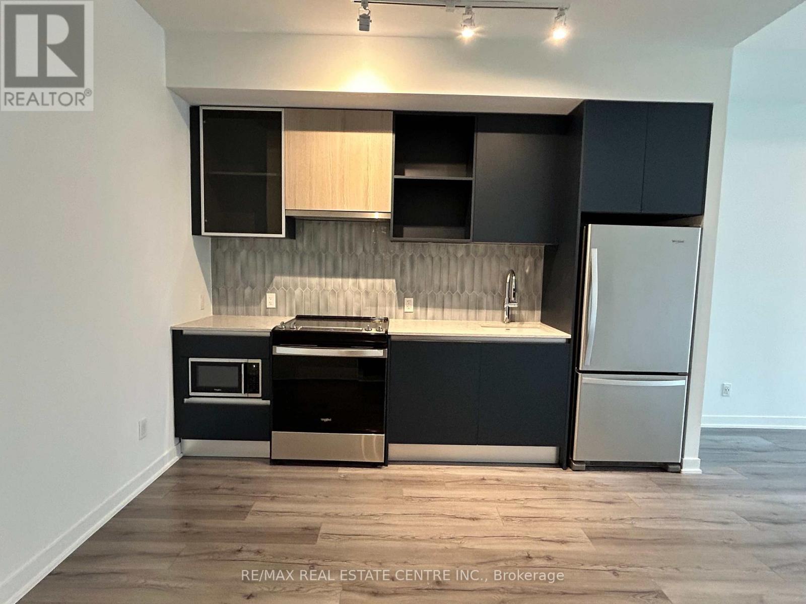 125 - 3020 Trailside Drive, Oakville, Ontario  L6M 4M2 - Photo 5 - W12577926