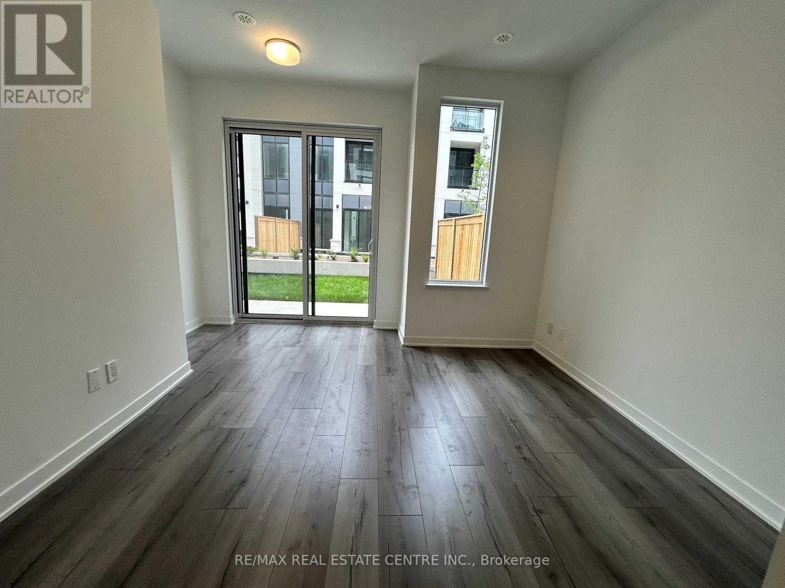 125 - 3020 Trailside Drive, Oakville, Ontario  L6M 4M2 - Photo 8 - W12577926