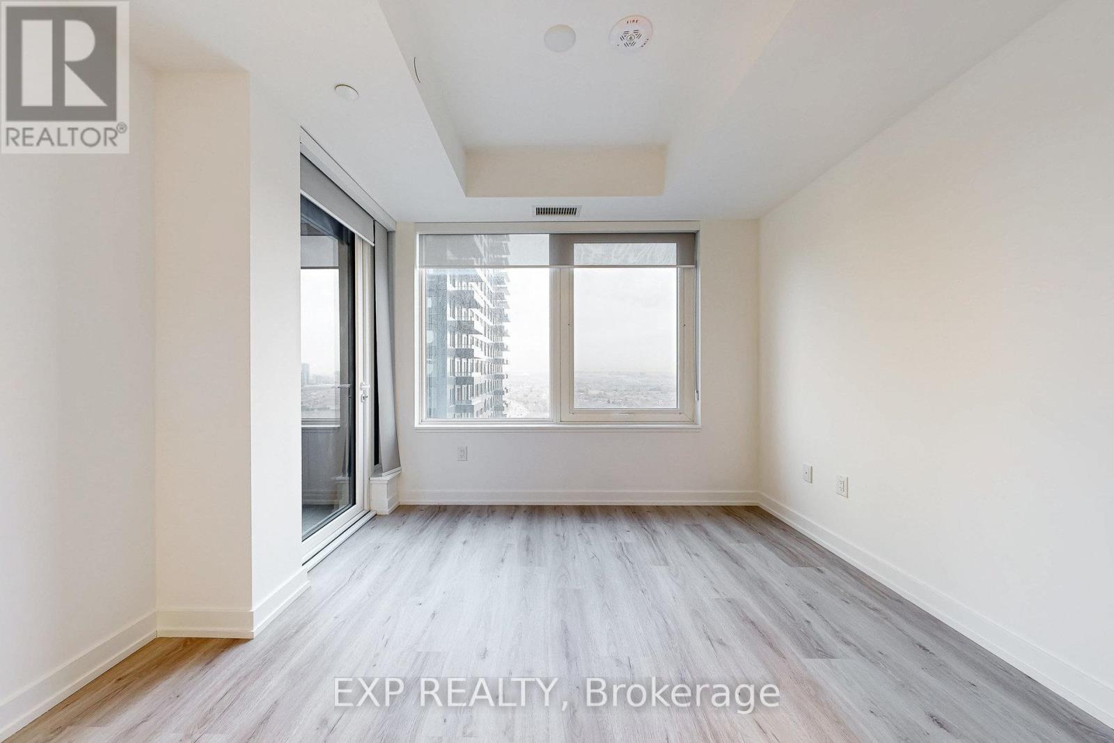 2301 - 395 Square One Drive, Mississauga, Ontario  L5B 0P6 - Photo 14 - W12577976