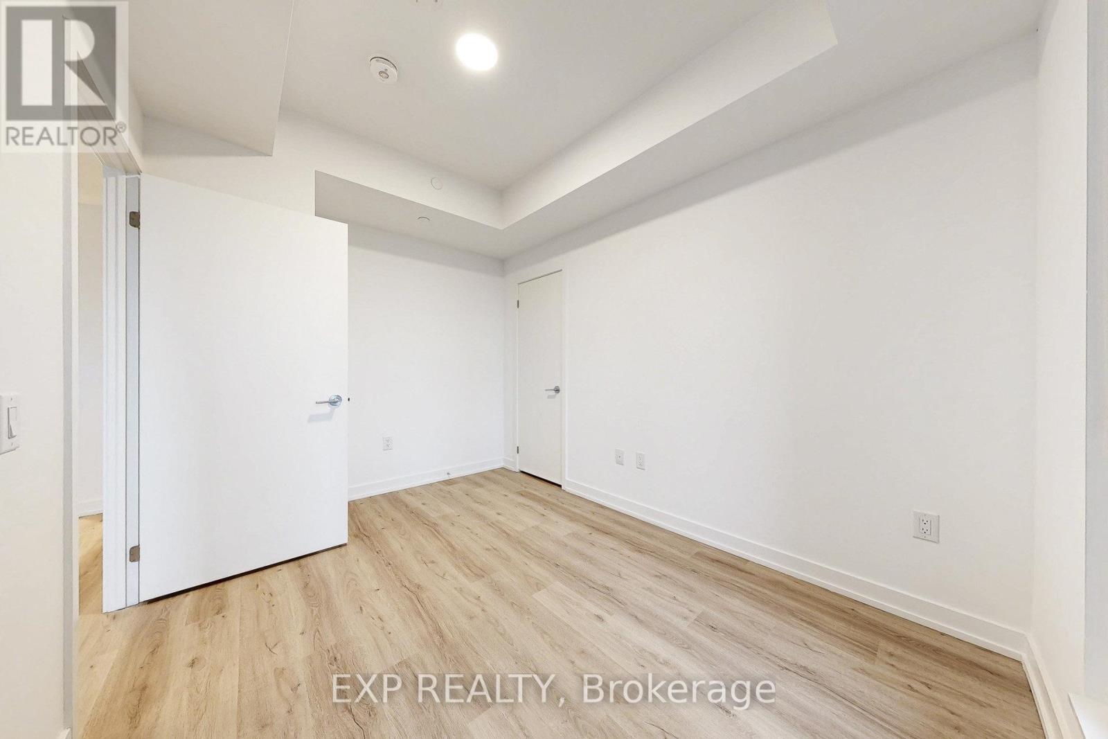 2301 - 395 Square One Drive, Mississauga, Ontario  L5B 0P6 - Photo 22 - W12577976