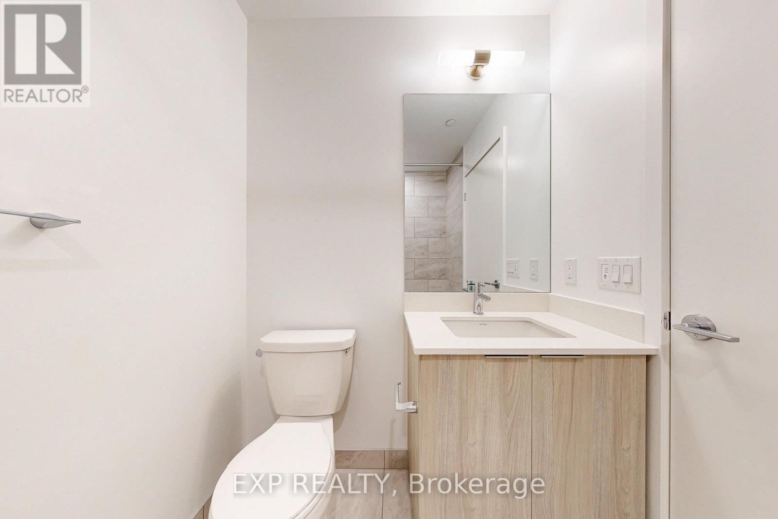 2301 - 395 Square One Drive, Mississauga, Ontario  L5B 0P6 - Photo 24 - W12577976