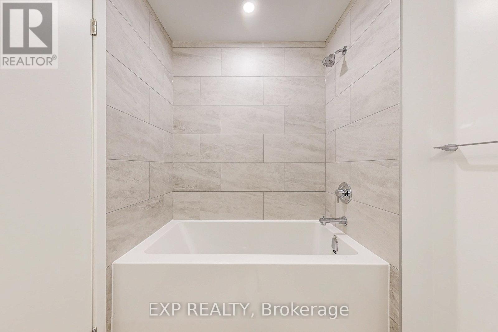 2301 - 395 Square One Drive, Mississauga, Ontario  L5B 0P6 - Photo 25 - W12577976