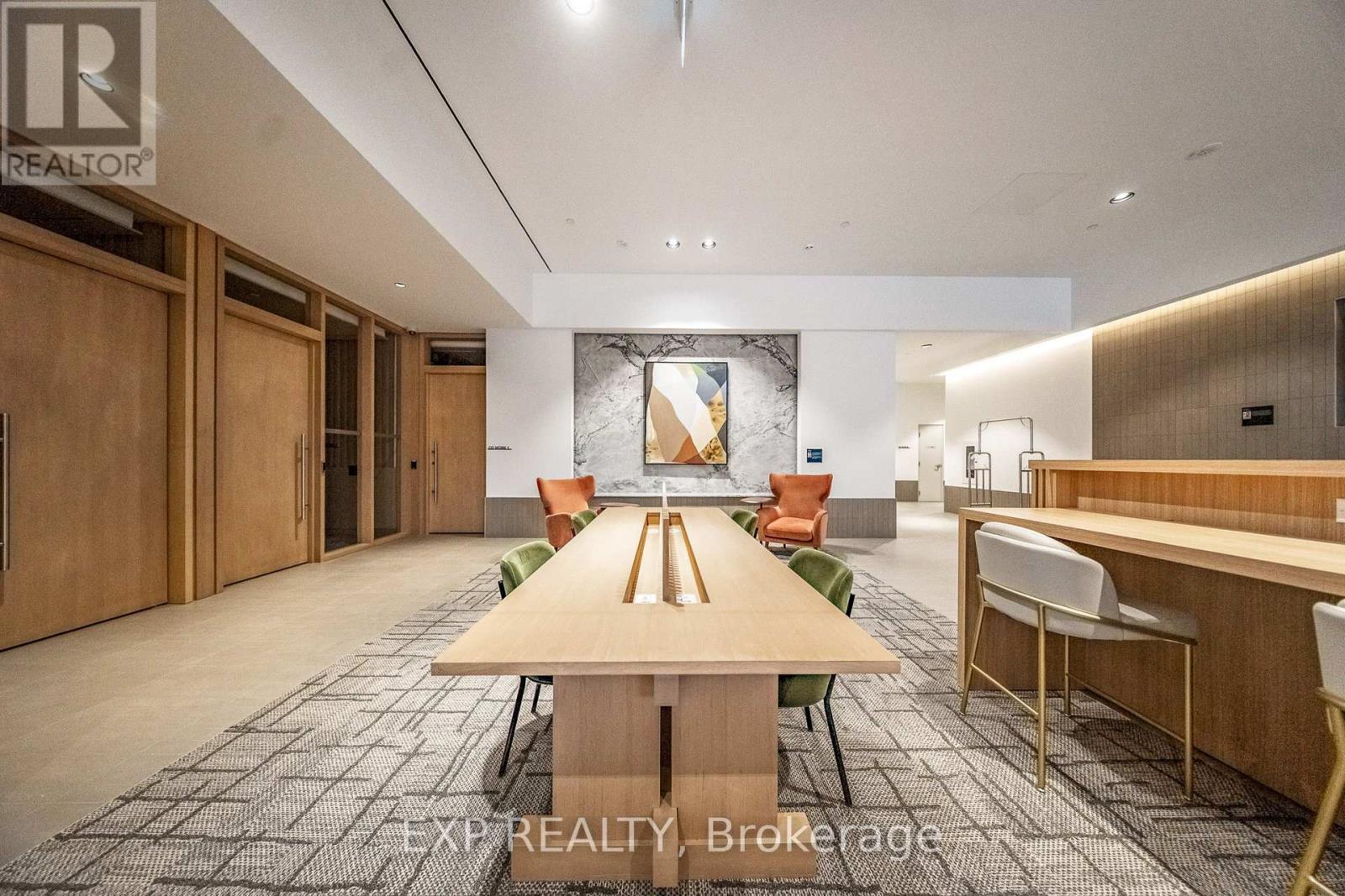 2301 - 395 Square One Drive, Mississauga, Ontario  L5B 0P6 - Photo 31 - W12577976