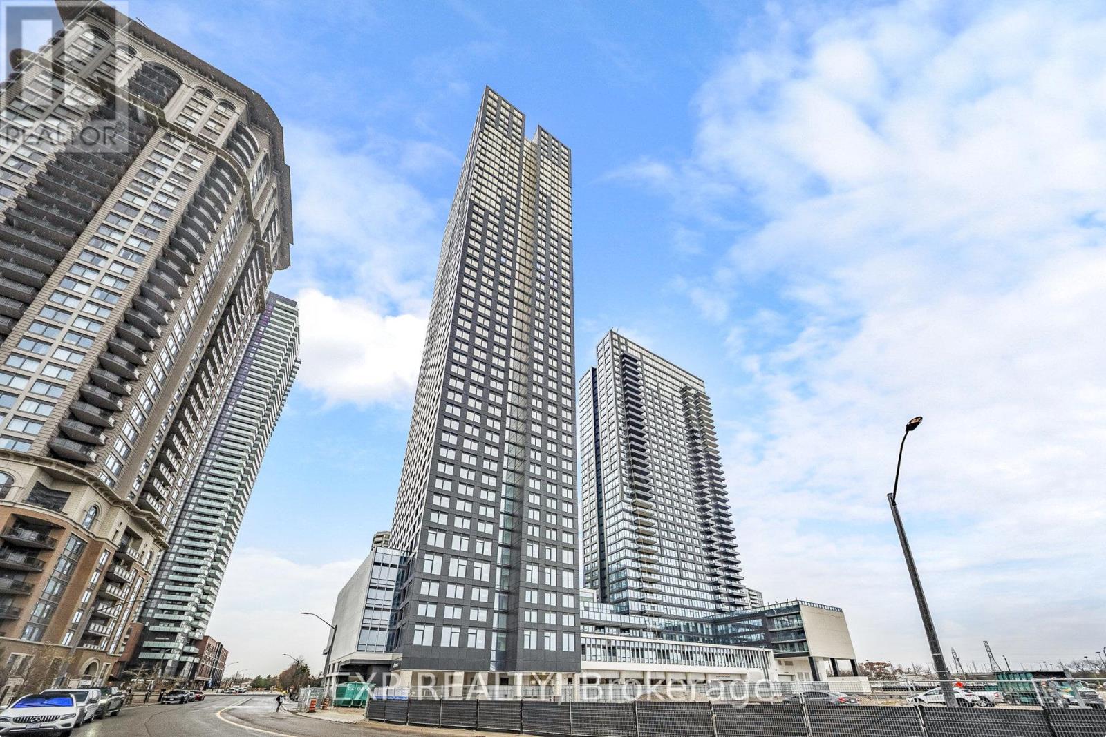 2301 - 395 Square One Drive, Mississauga, Ontario  L5B 0P6 - Photo 34 - W12577976