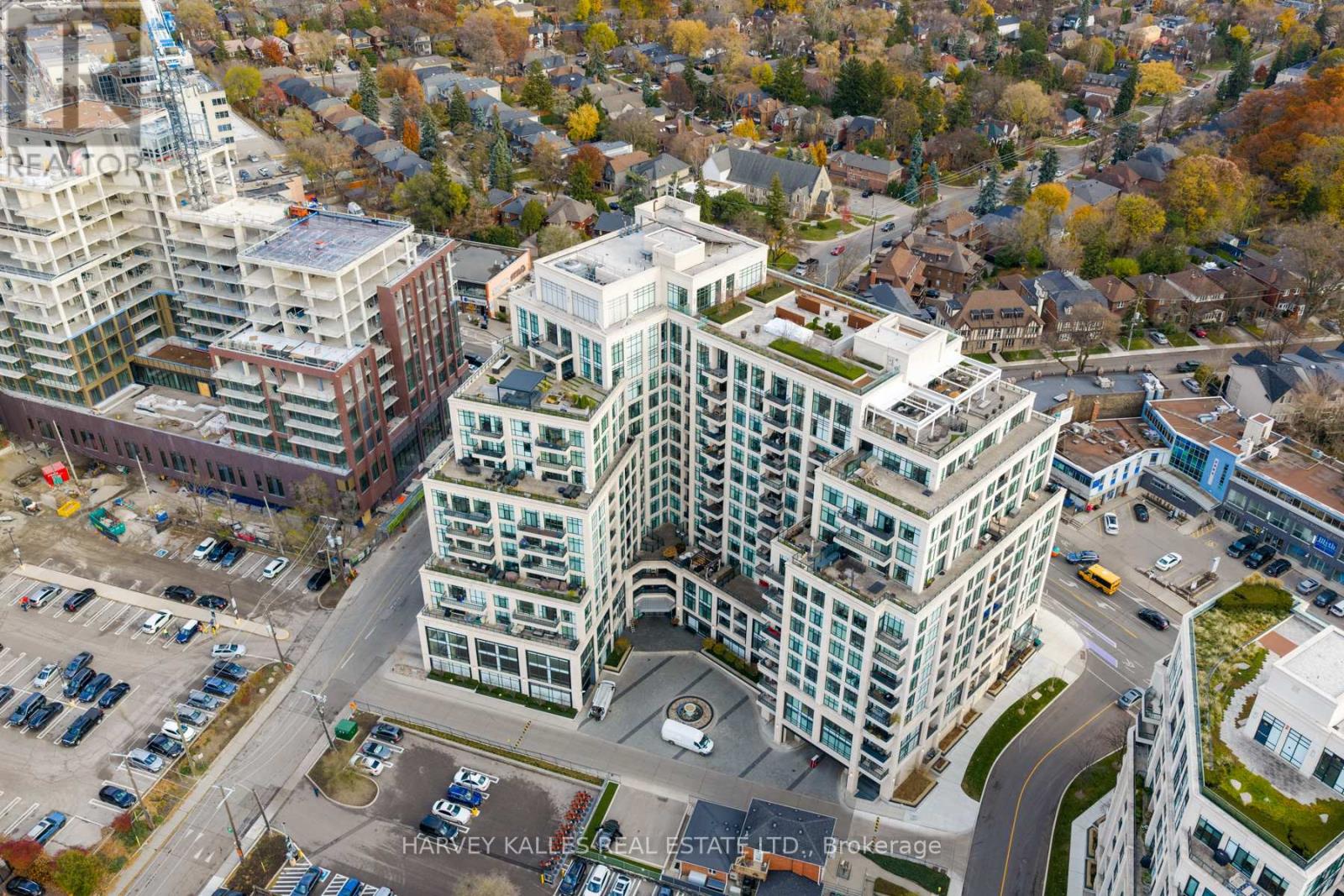 1016 - 1 Old Mill Drive, Toronto, Ontario  M6S 0A1 - Photo 23 - W12577996