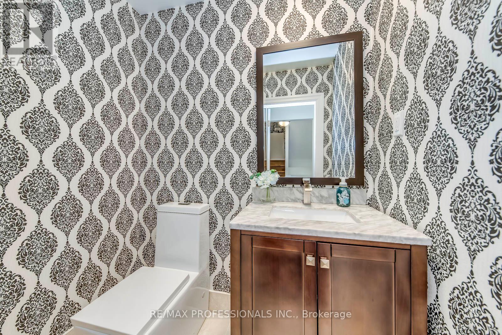 51 - 4345 Bloor Street W, Toronto, Ontario  M9C 2A4 - Photo 17 - W12577998