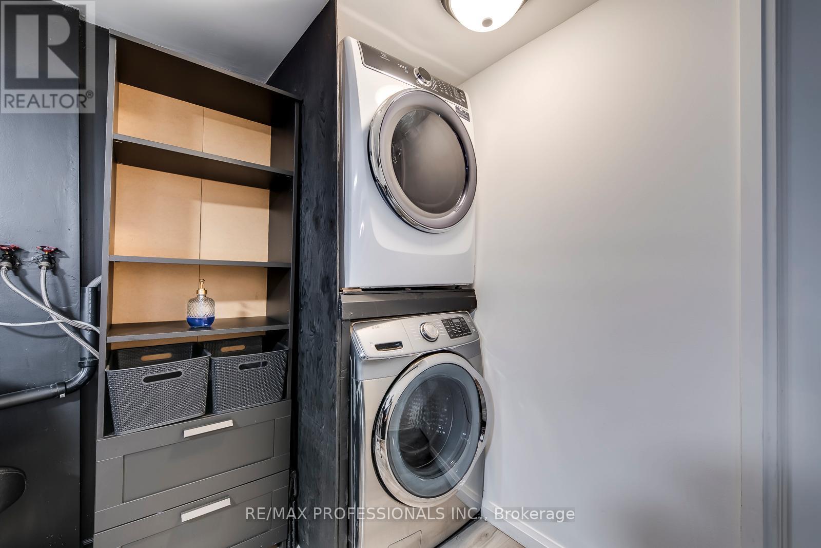 51 - 4345 Bloor Street W, Toronto, Ontario  M9C 2A4 - Photo 35 - W12577998