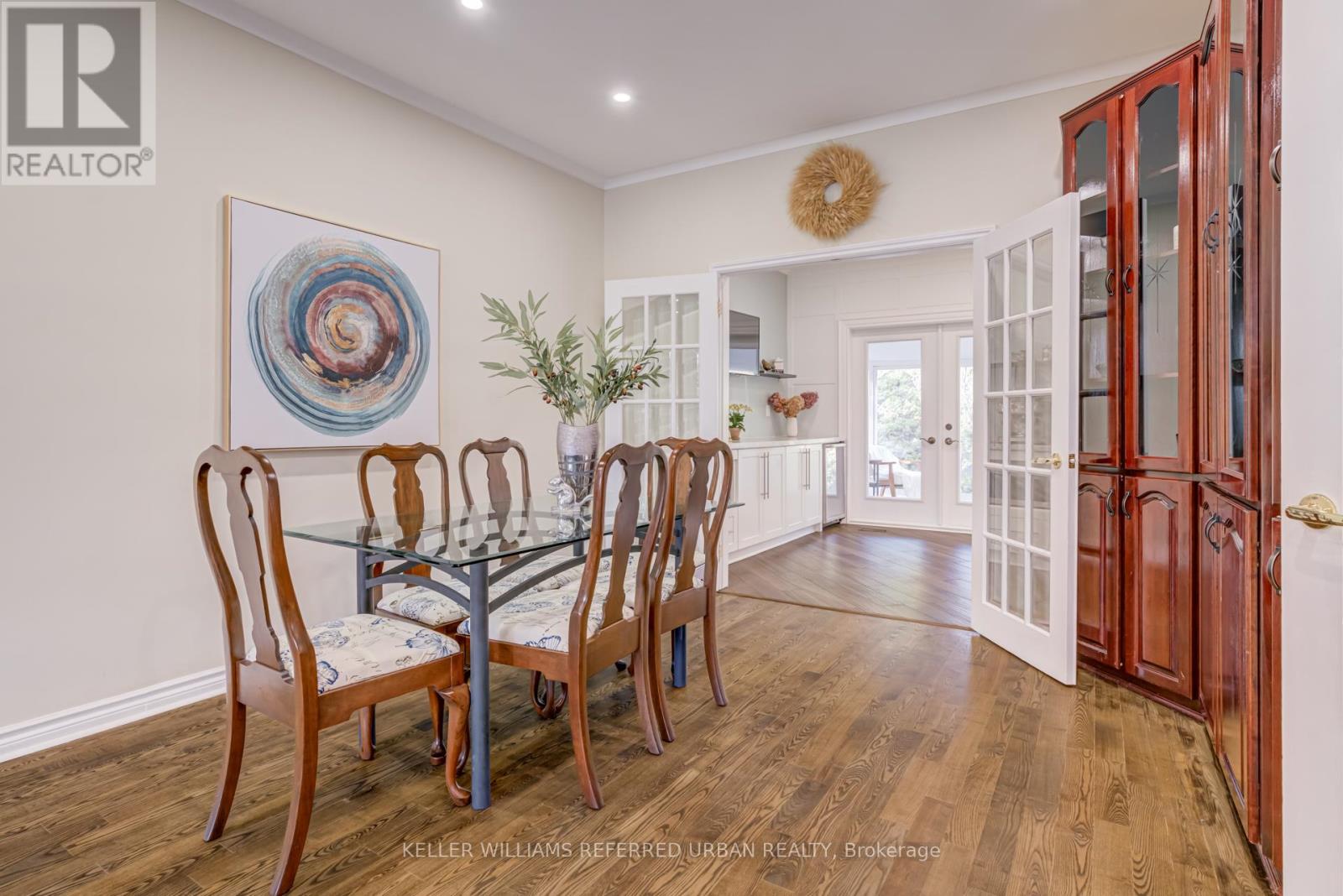 1005 Dormer Street, Mississauga, Ontario  L5E 1T7 - Photo 10 - W12578012