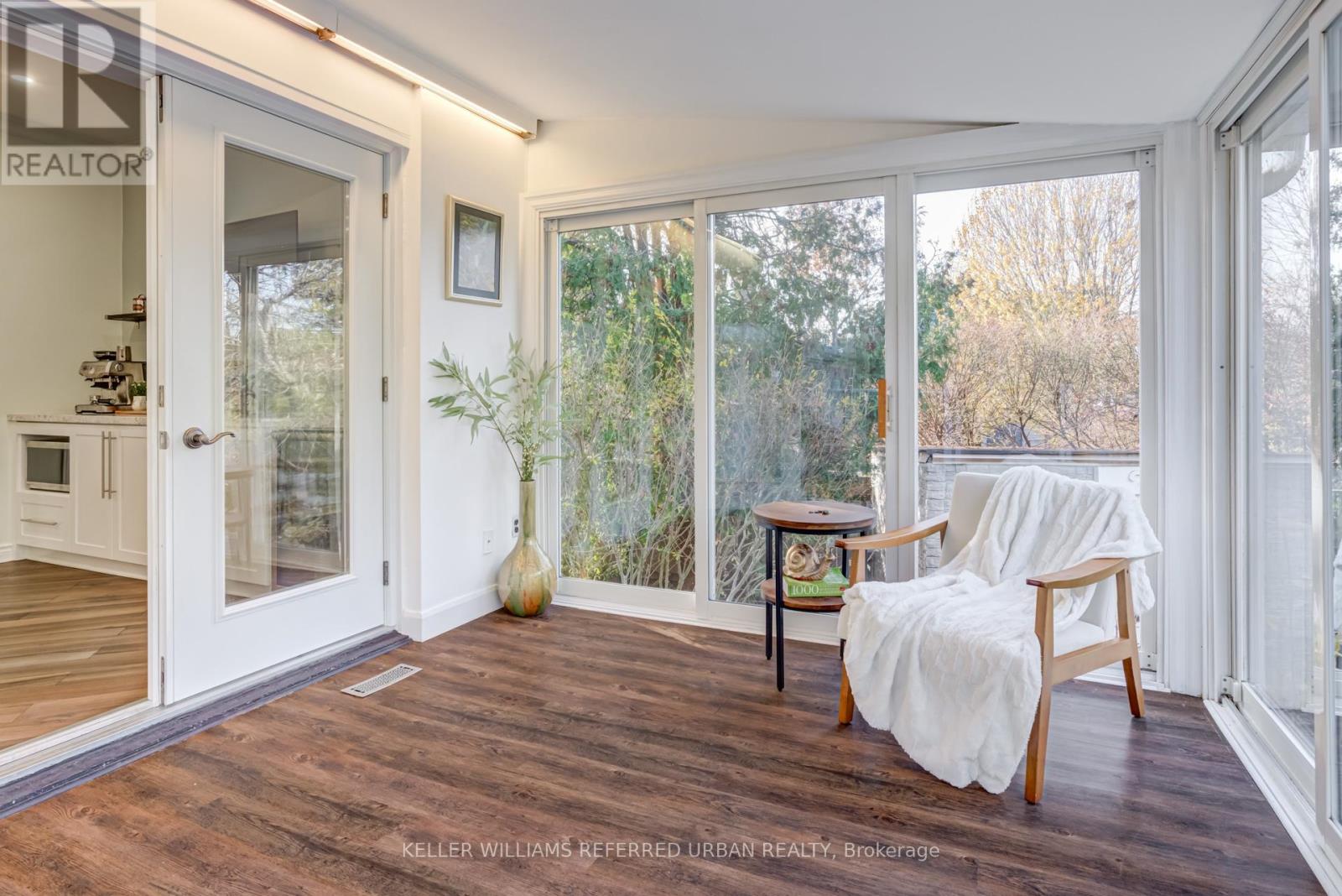 1005 Dormer Street, Mississauga, Ontario  L5E 1T7 - Photo 22 - W12578012