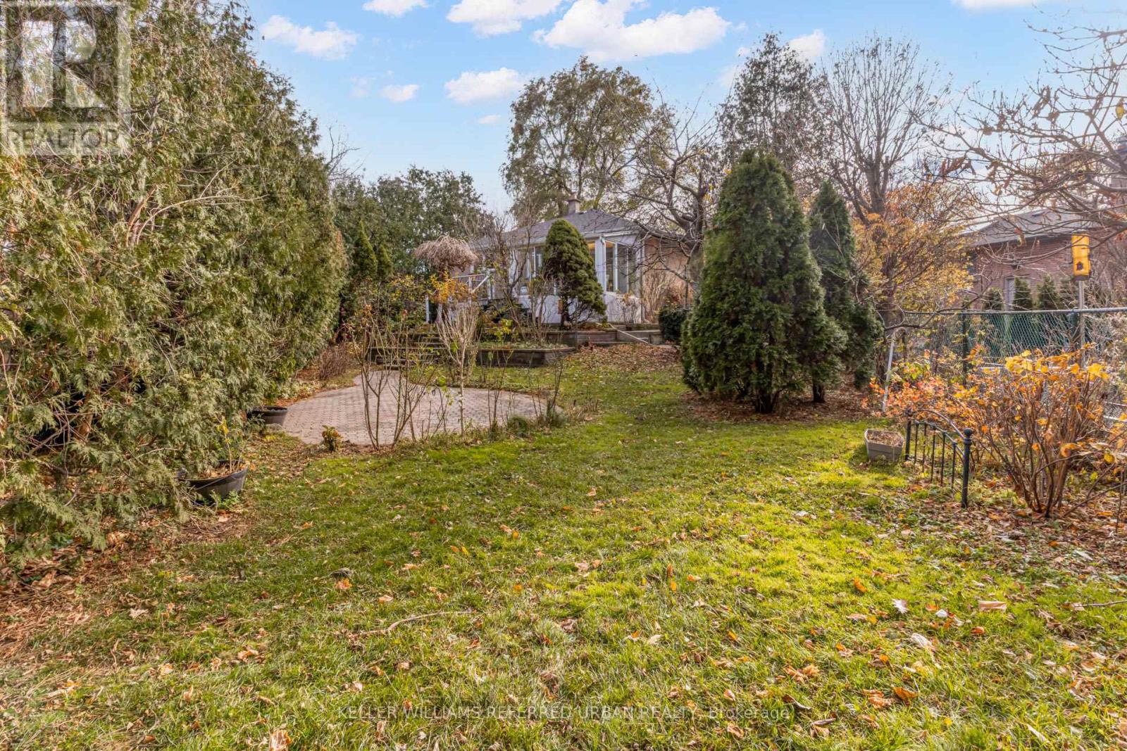 1005 Dormer Street, Mississauga, Ontario  L5E 1T7 - Photo 50 - W12578012