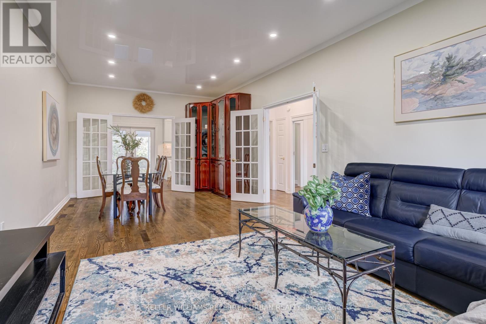 1005 Dormer Street, Mississauga, Ontario  L5E 1T7 - Photo 9 - W12578012