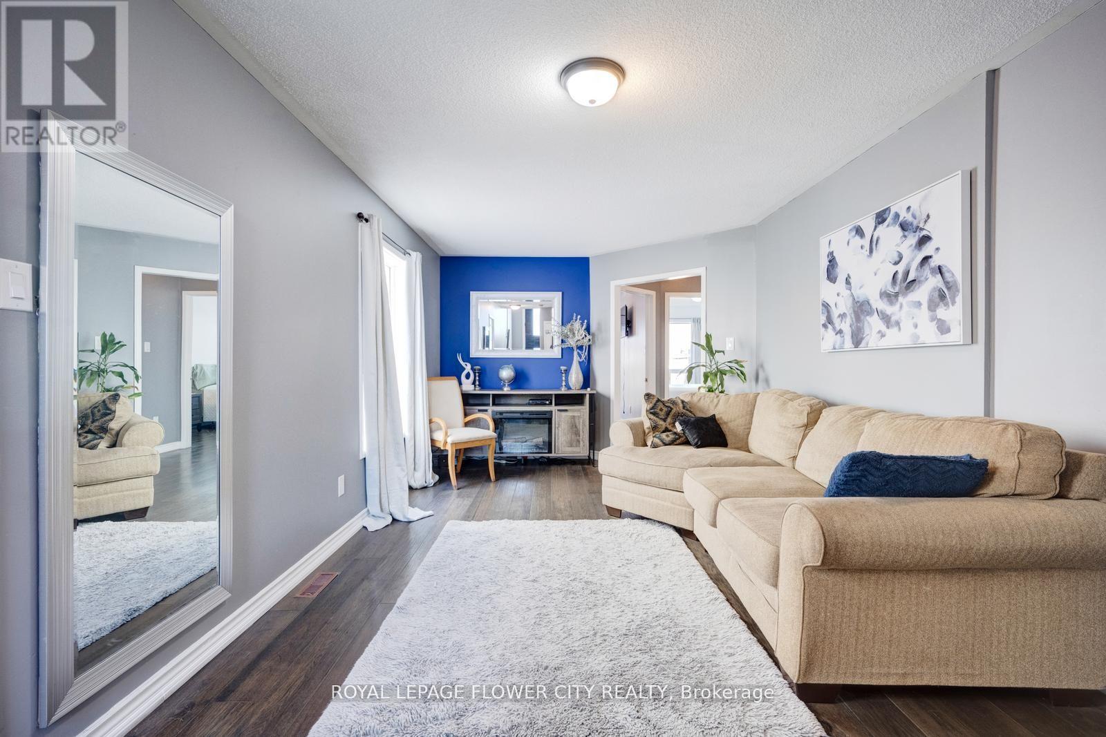 607 Rossellini Drive, Mississauga, Ontario  L5W 1M5 - Photo 29 - W12578014