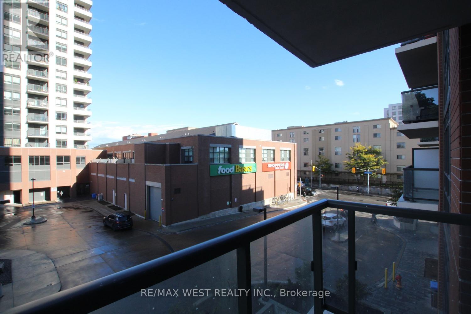 318 - 1420 Dupont Street, Toronto, Ontario  M5V 3B1 - Photo 9 - W12578026