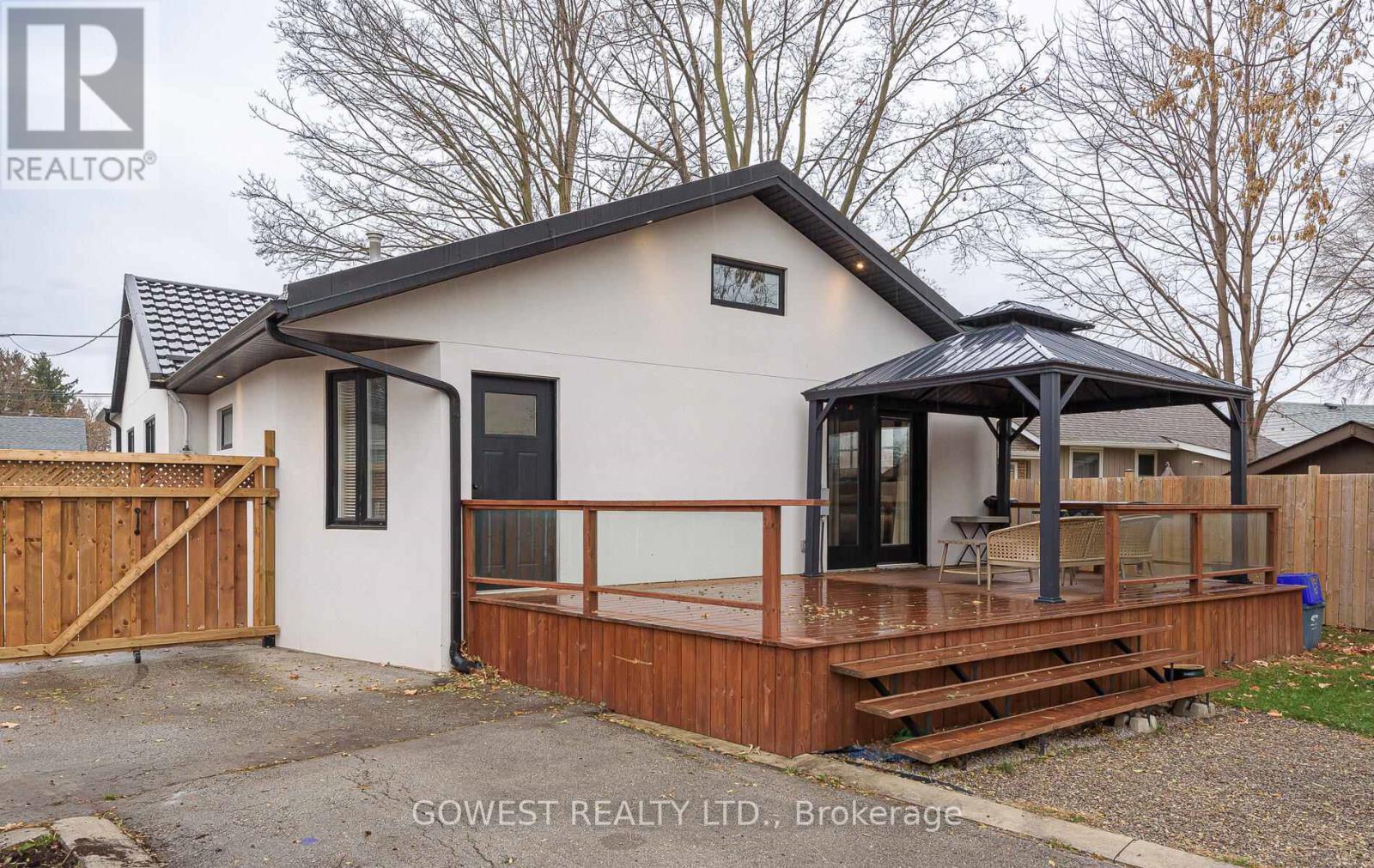 36 Normandy Boulevard, Halton Hills, Ontario  L7G 1W1 - Photo 1 - W12578036