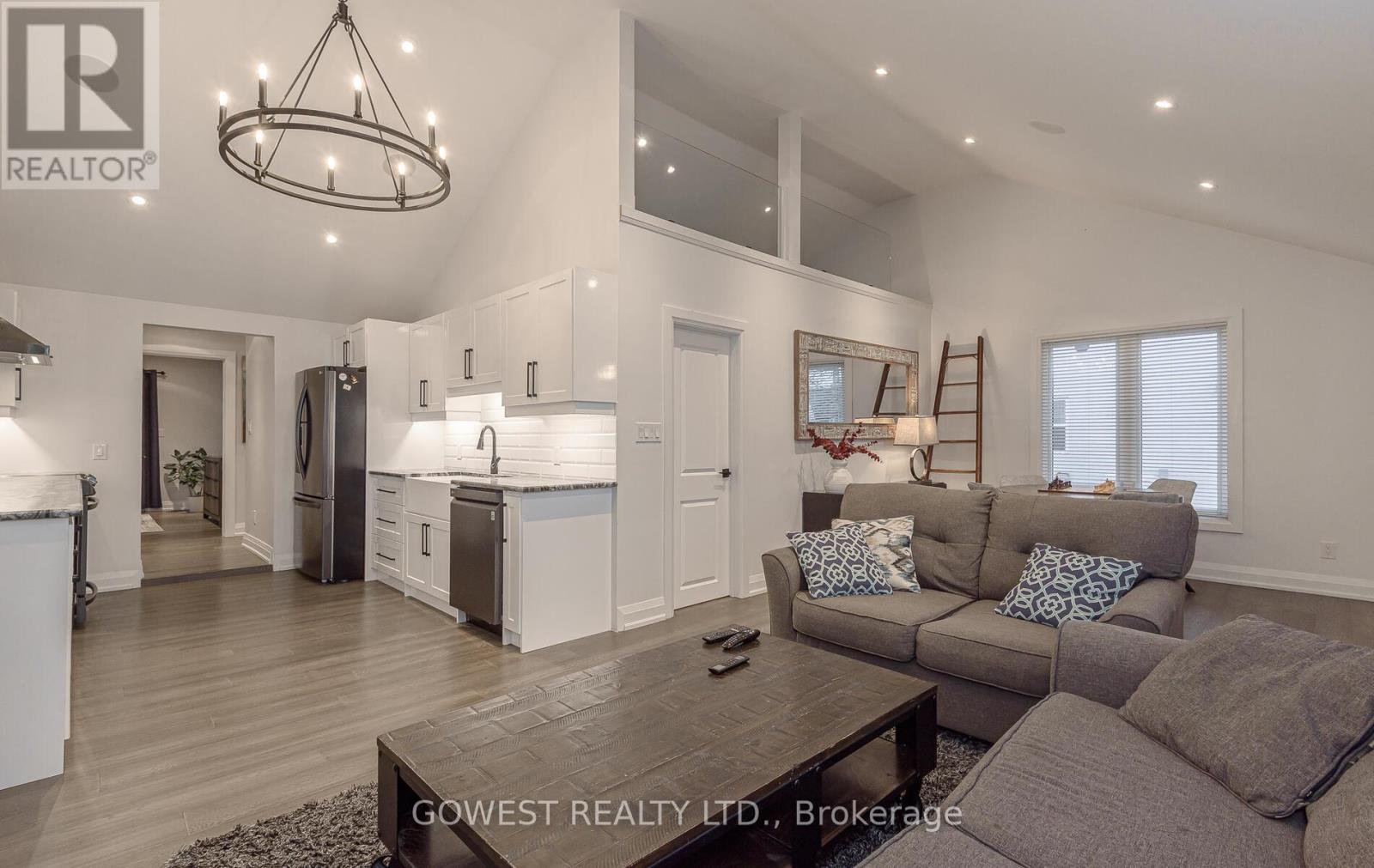 36 Normandy Boulevard, Halton Hills, Ontario  L7G 1W1 - Photo 12 - W12578036