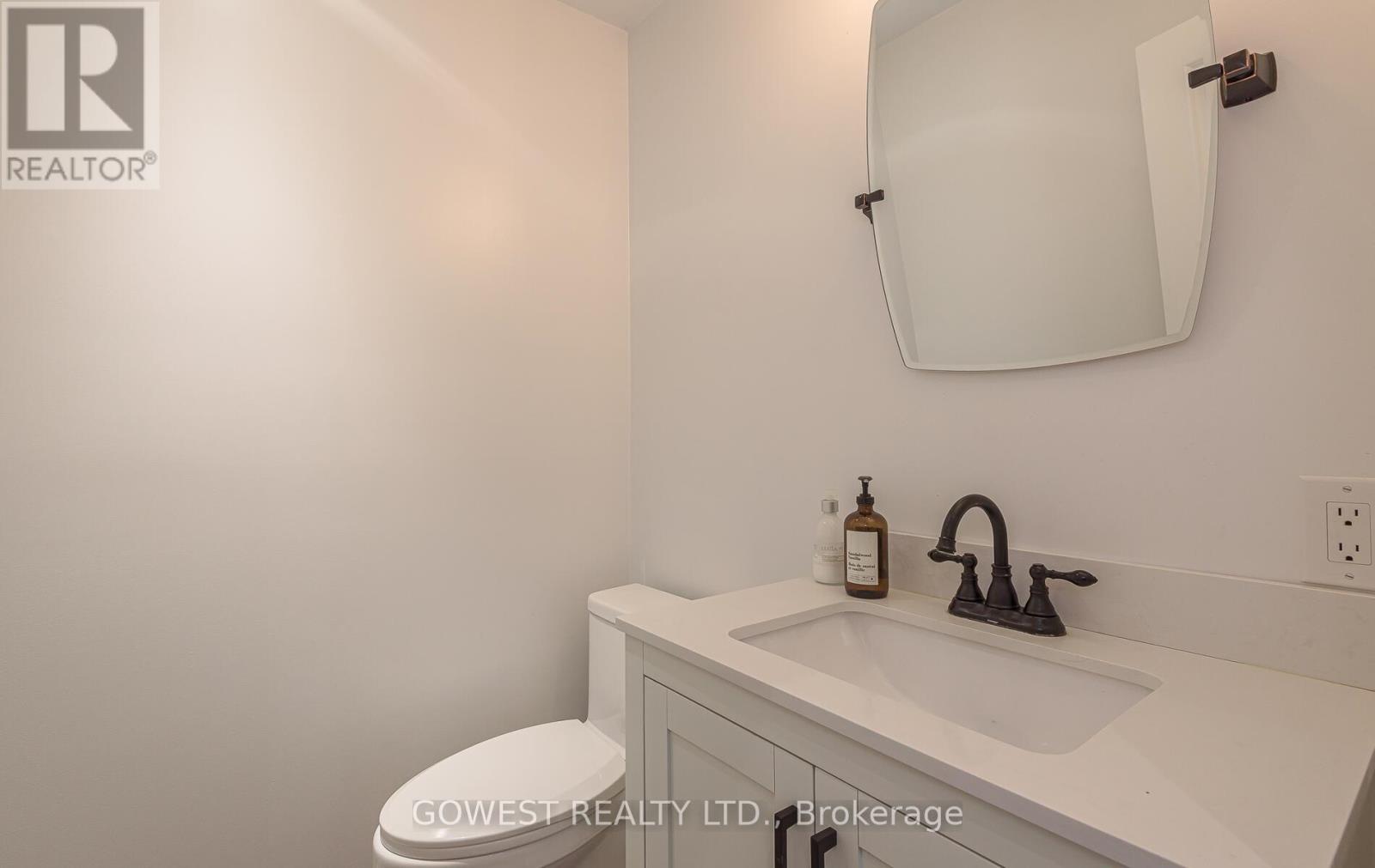 36 Normandy Boulevard, Halton Hills, Ontario  L7G 1W1 - Photo 16 - W12578036