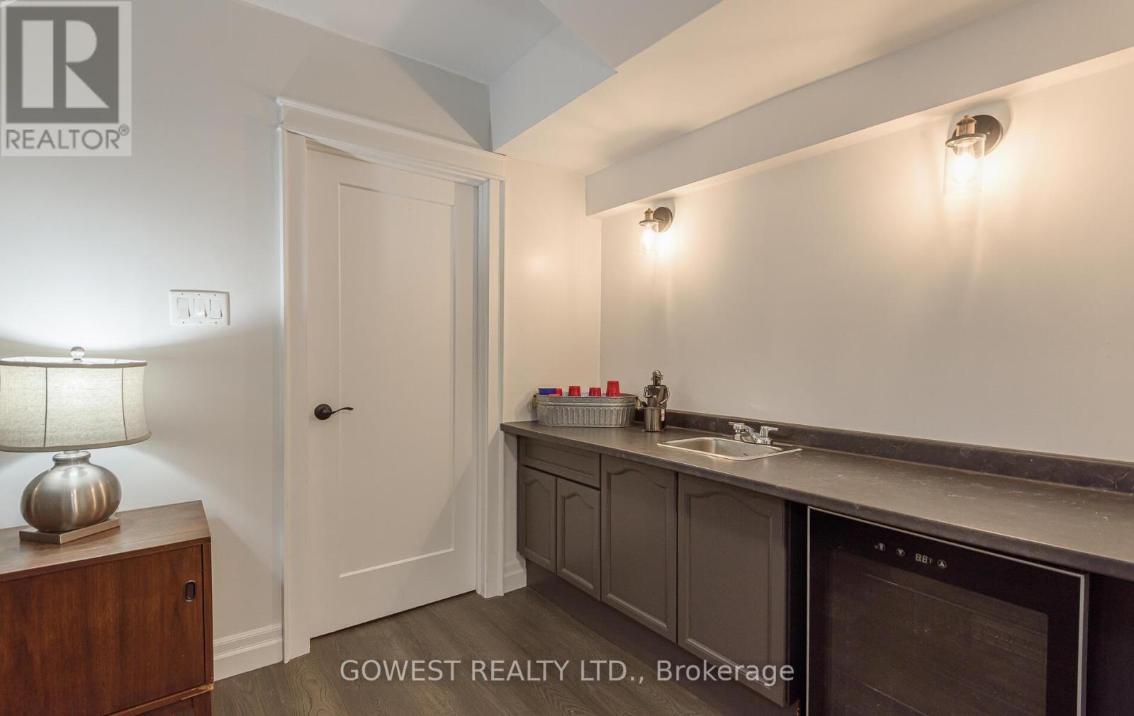 36 Normandy Boulevard, Halton Hills, Ontario  L7G 1W1 - Photo 33 - W12578036