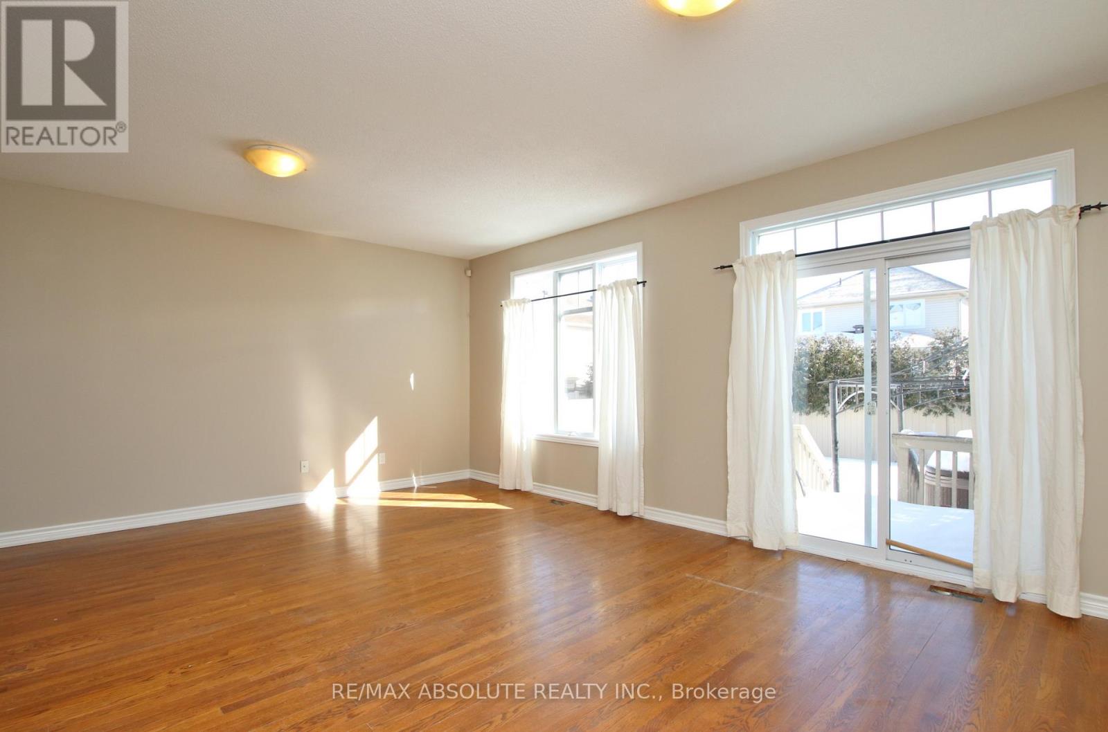 346 Glenbrae Avenue, Ottawa, Ontario  K2W 0C2 - Photo 15 - X12578120