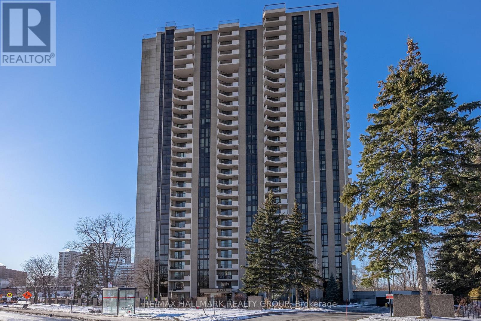 406 - 1025 Richmond Road, Ottawa, Ontario  K2B 8G8 - Photo 1 - X12578126
