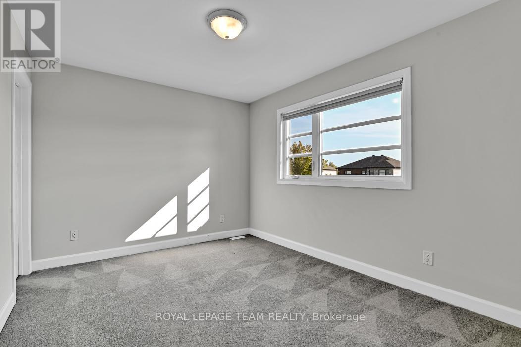 69 Duncanville Street, Russell, Ontario  K4R 0E9 - Photo 26 - X12578130