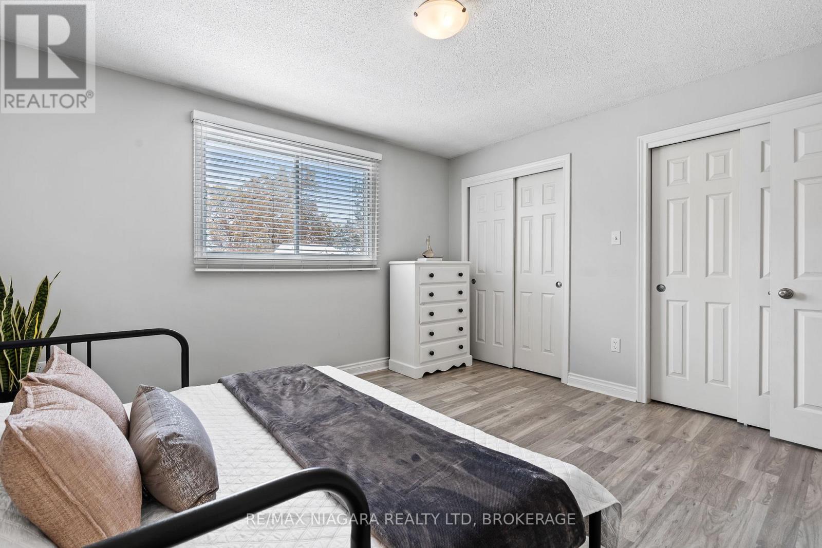 22 Michelle Drive, St. Catharines (Grapeview), Ontario  L2S 3G7 - Photo 17 - X12578058