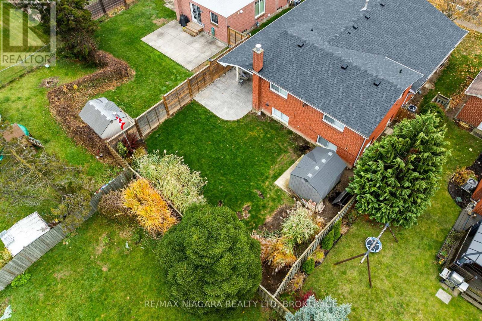 22 Michelle Drive, St. Catharines (Grapeview), Ontario  L2S 3G7 - Photo 35 - X12578058