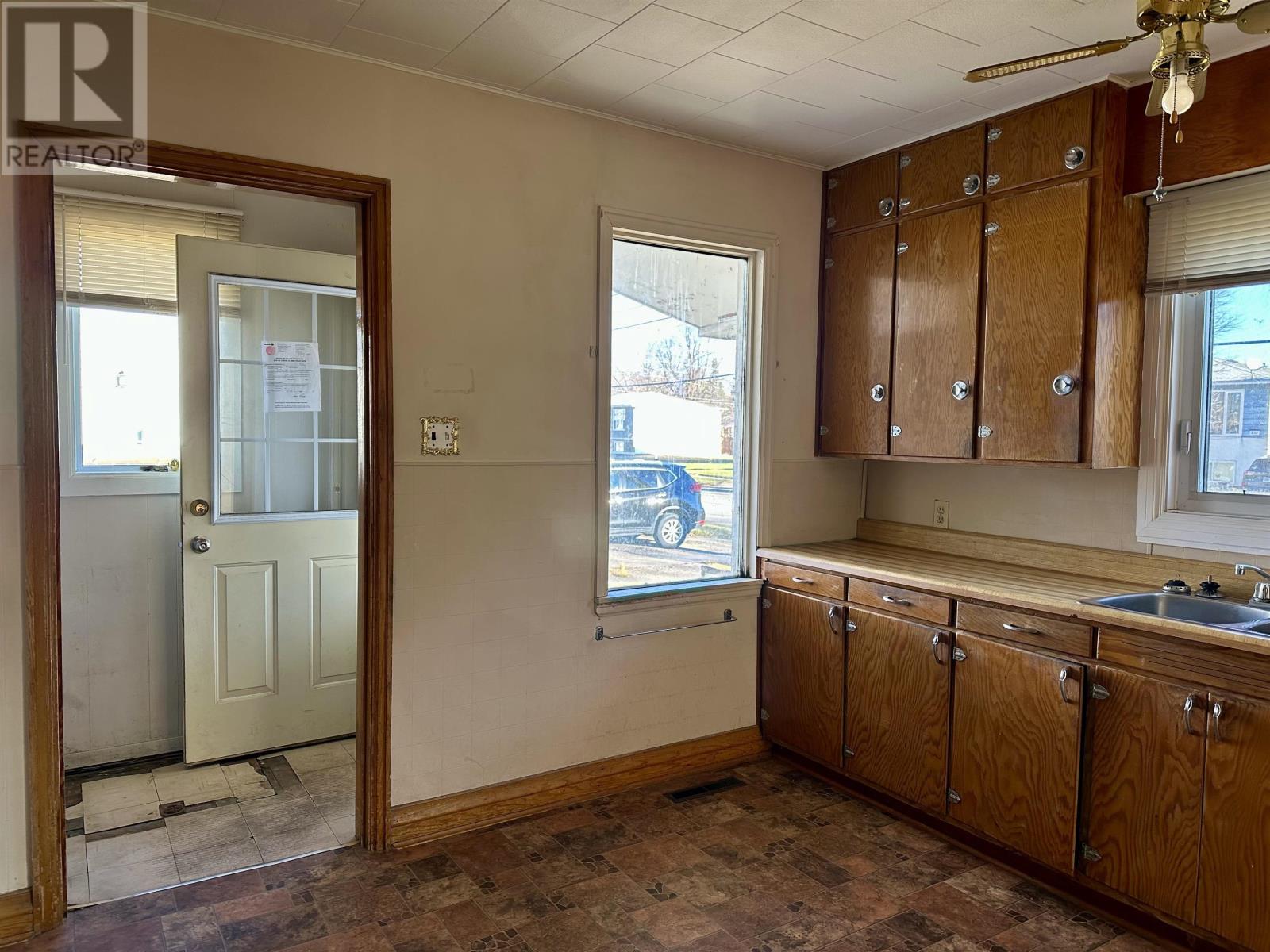 831 Minnie Ave, Fort Frances, Ontario  P9A 2P9 - Photo 4 - TB253558