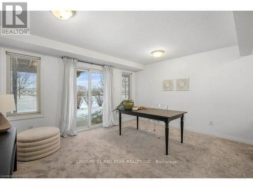 12 - 10 Foxglove Crescent, Kitchener, Ontario  N2E 0E1 - Photo 11 - X12577882