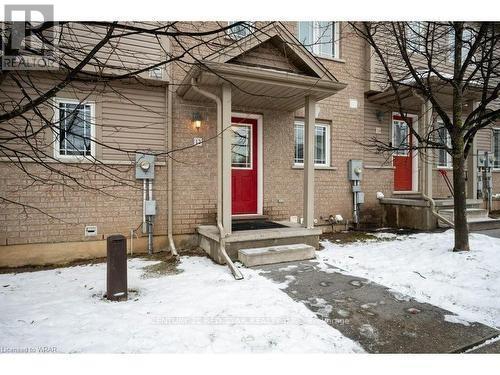 12 - 10 Foxglove Crescent, Kitchener, Ontario  N2E 0E1 - Photo 2 - X12577882