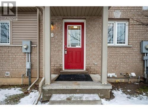 12 - 10 Foxglove Crescent, Kitchener, Ontario  N2E 0E1 - Photo 5 - X12577882