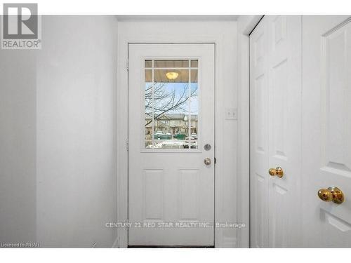 12 - 10 Foxglove Crescent, Kitchener, Ontario  N2E 0E1 - Photo 6 - X12577882