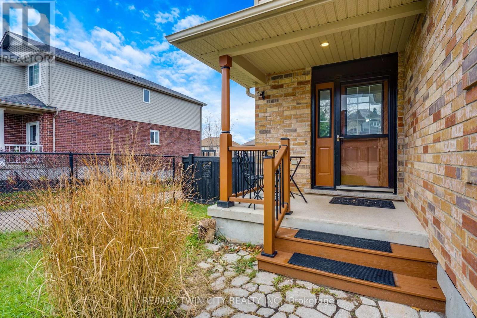 139 Ferris Drive, Wellesley, Ontario  N0B 2T0 - Photo 3 - X12577890