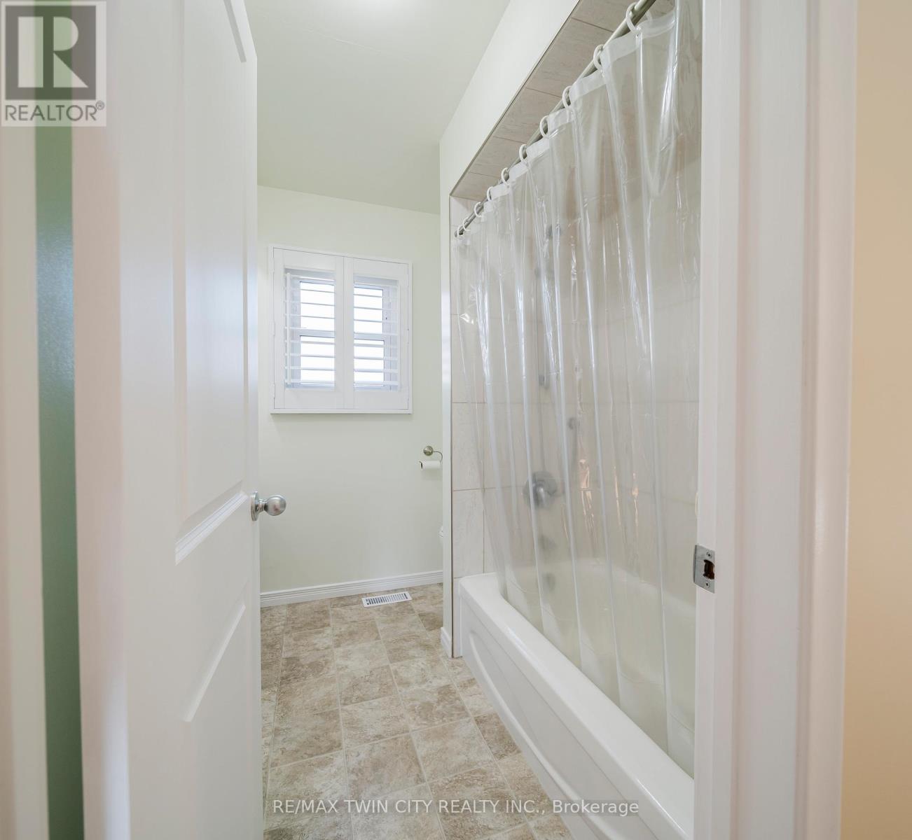 466 Hillview Crescent, Wilmot, Ontario  N3A 1K8 - Photo 20 - X12577930