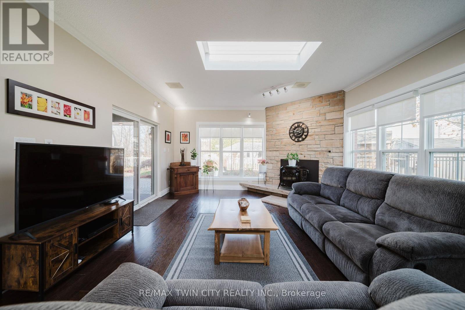 466 Hillview Crescent, Wilmot, Ontario  N3A 1K8 - Photo 8 - X12577930