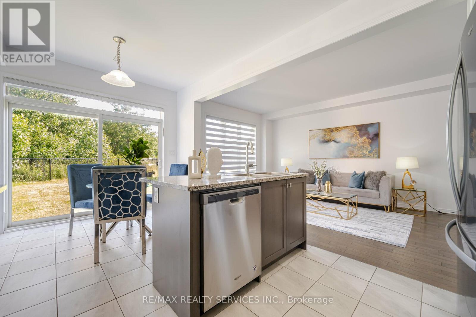 251 Bedrock Drive, Hamilton, Ontario  L8J 0M2 - Photo 18 - X12577992