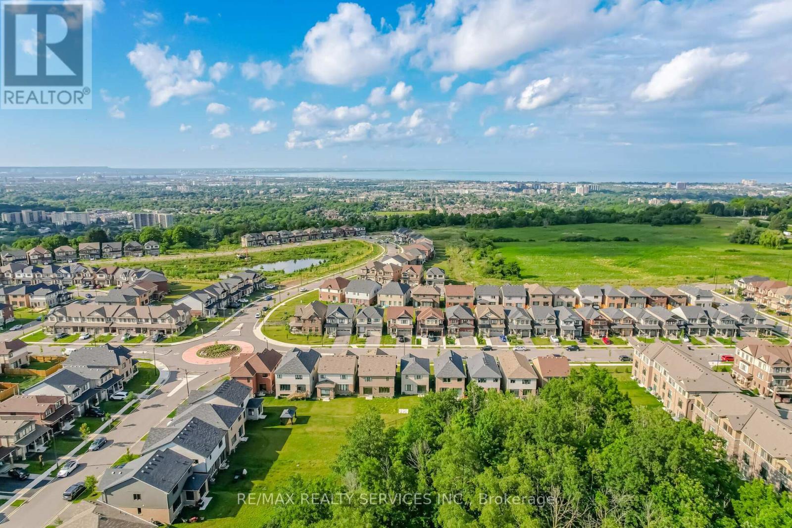 251 Bedrock Drive, Hamilton, Ontario  L8J 0M2 - Photo 47 - X12577992