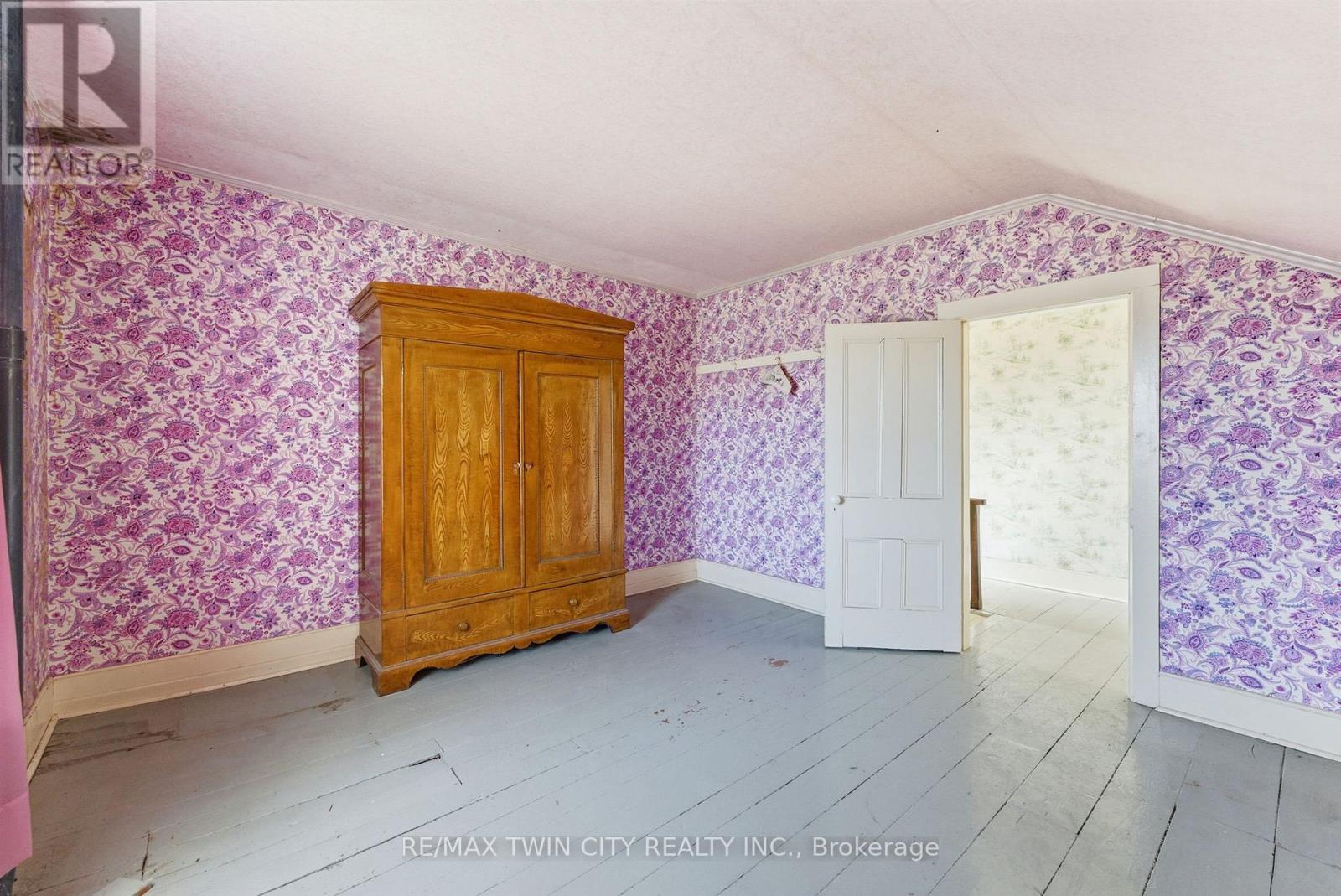 1804 Gore Road, Hamilton, Ontario  N0B 2J0 - Photo 16 - X12578000