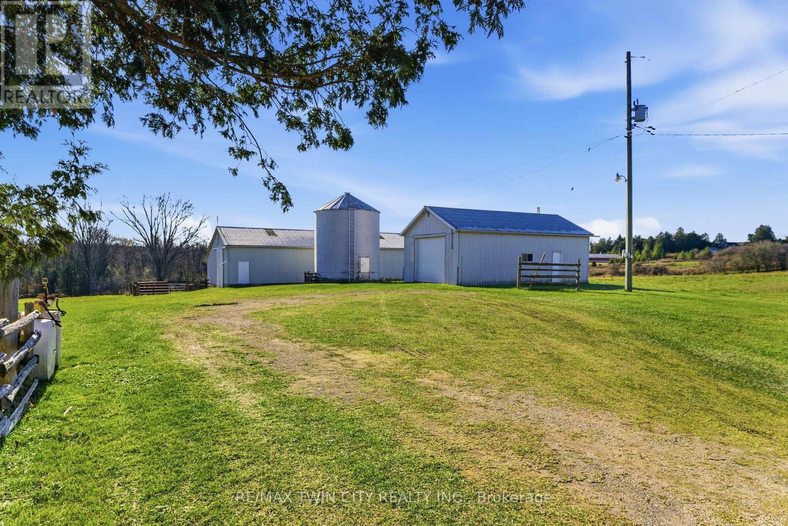1804 Gore Road, Hamilton, Ontario  N0B 2J0 - Photo 23 - X12578000