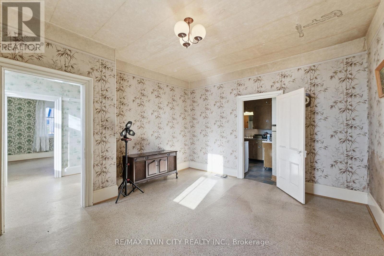 1804 Gore Road, Hamilton, Ontario  N0B 2J0 - Photo 7 - X12578000