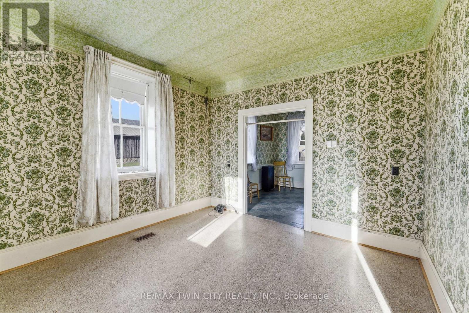 1804 Gore Road, Hamilton, Ontario  N0B 2J0 - Photo 8 - X12578000