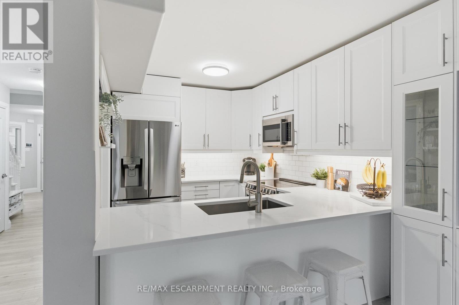 4399 Christopher Court, Lincoln, Ontario  L0R 1B5 - Photo 15 - X12578006