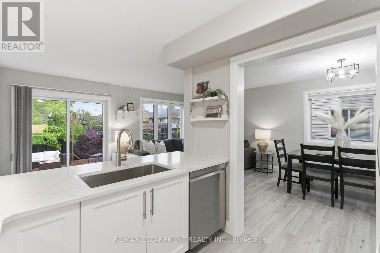 4399 Christopher Court, Lincoln, Ontario  L0R 1B5 - Photo 17 - X12578006